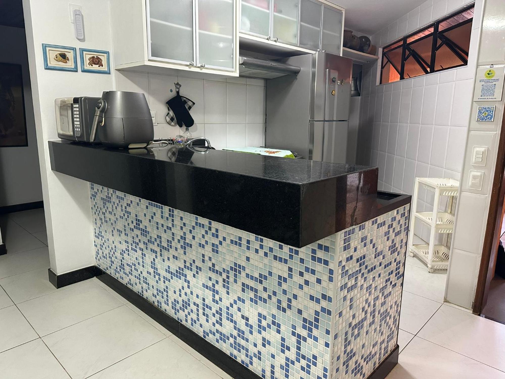 Flat Guarajuba 4 Quartos Terreo A Beira Mar - Pe Na Areia - Governanca Com Arrumadeira E Wi Fi Inclusos Camassari Exteriér fotografie