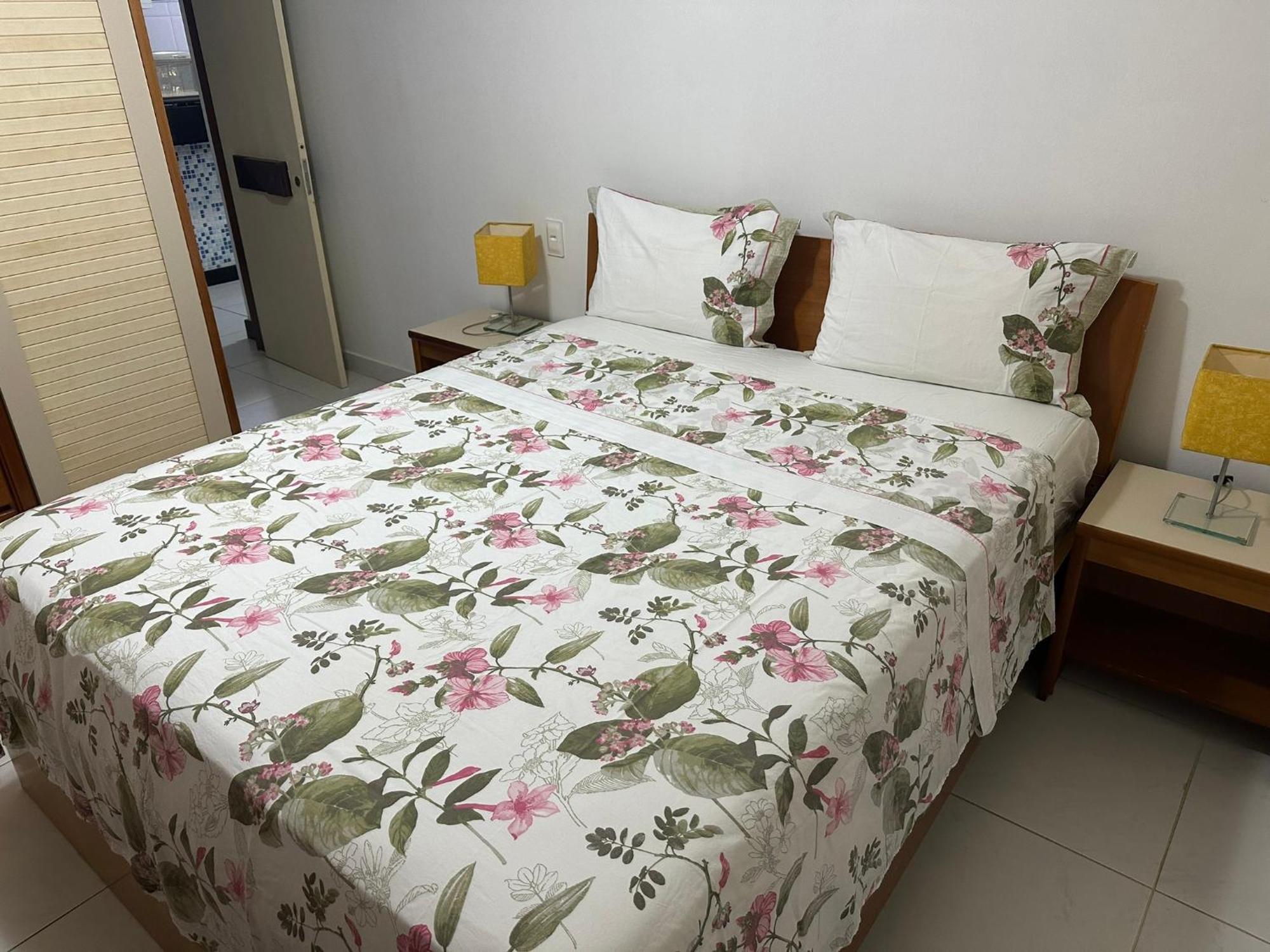 Flat Guarajuba 4 Quartos Terreo A Beira Mar - Pe Na Areia - Governanca Com Arrumadeira E Wi Fi Inclusos Camassari Exteriér fotografie