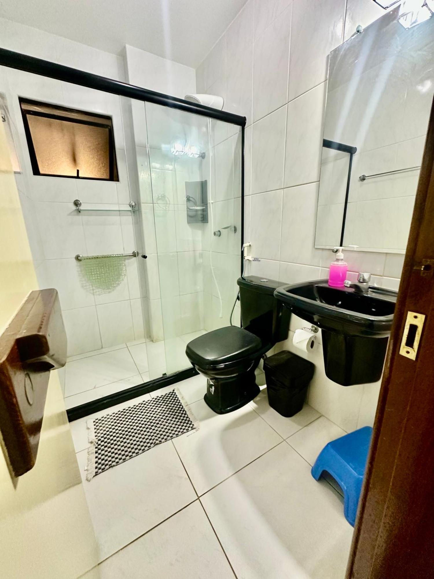 Flat Guarajuba 4 Quartos Terreo A Beira Mar - Pe Na Areia - Governanca Com Arrumadeira E Wi Fi Inclusos Camassari Exteriér fotografie